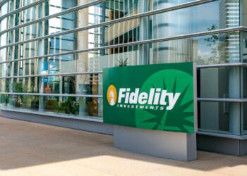 Fidelity Review : Features, Pros, Cons & Is It Worth It?